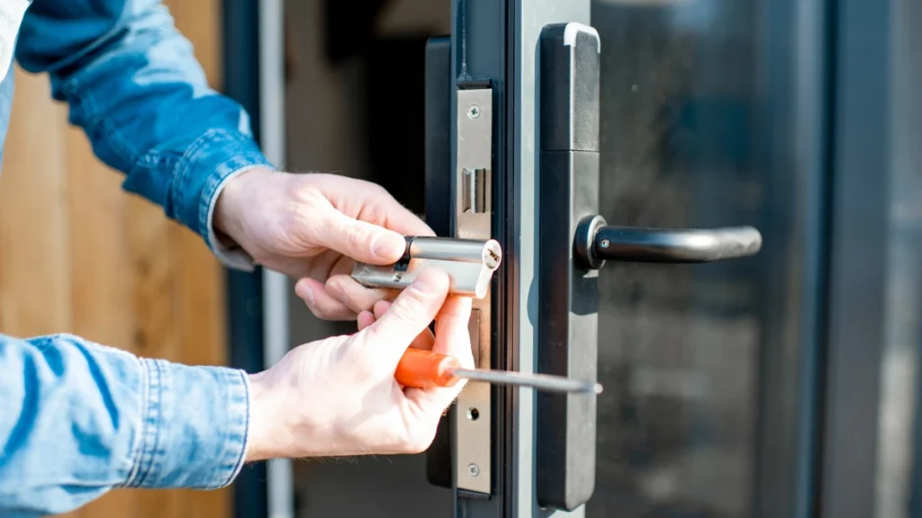 The Smart Guide to Choosing Office Lockout Service Michigan
