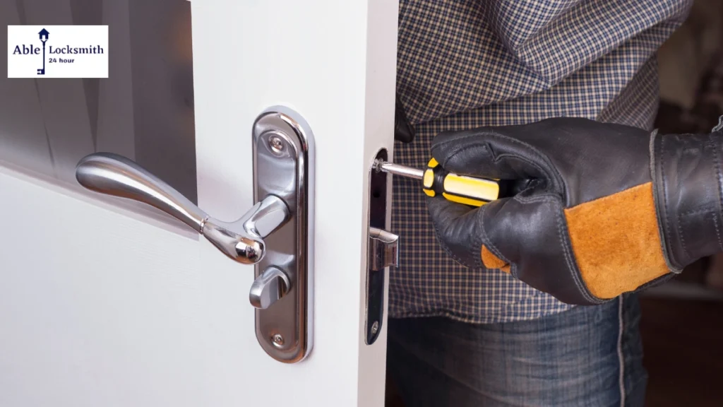 Locksmith West Bloomfield Michigan – Fast, Friendly & 247 Help