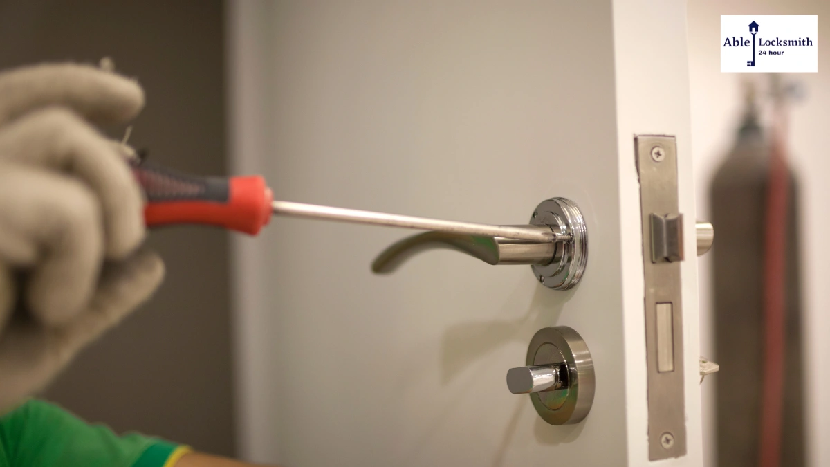 Locked Out at 2 AM Emergency Locksmith Plymouth Saves the Day.